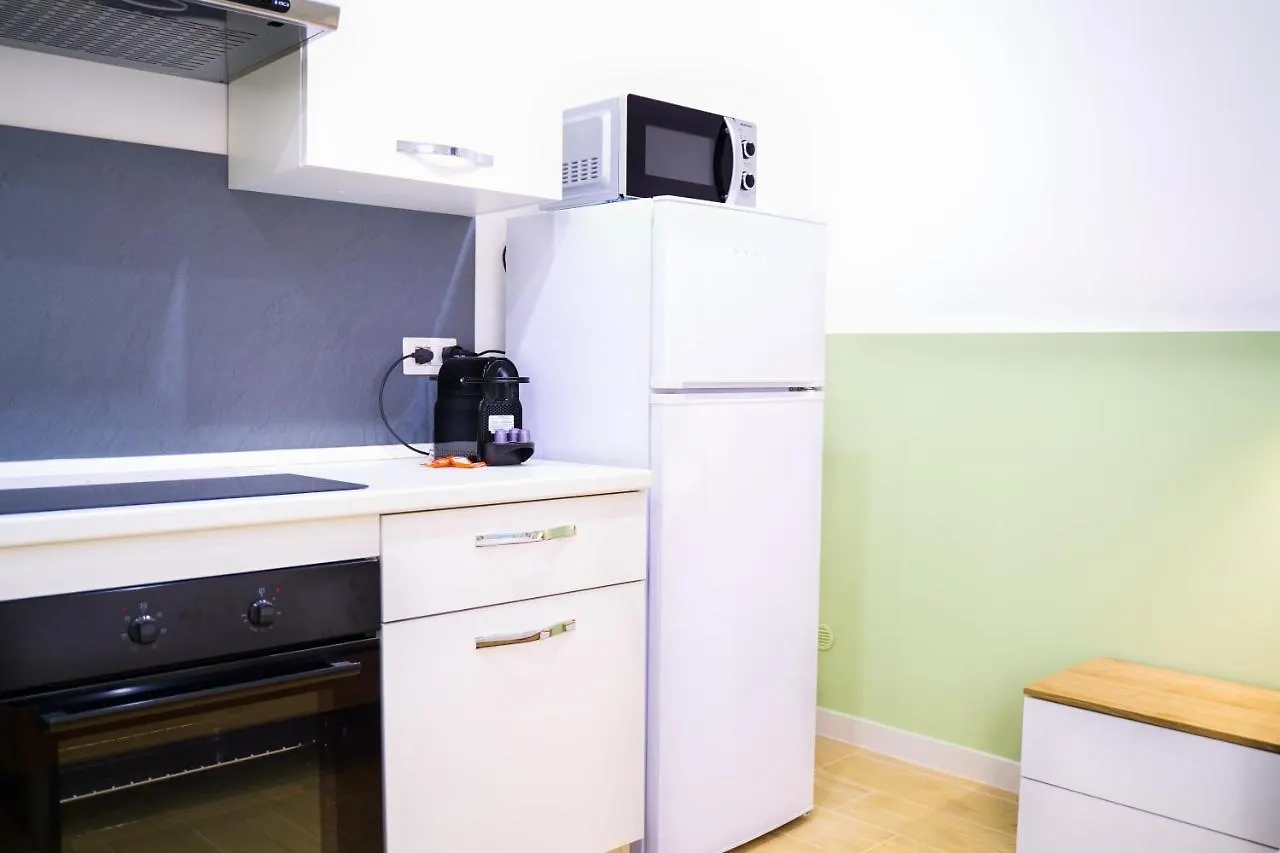 Suite N.1 500Mt Da Policlinico/10Min Da Stazione 巴里 意大利