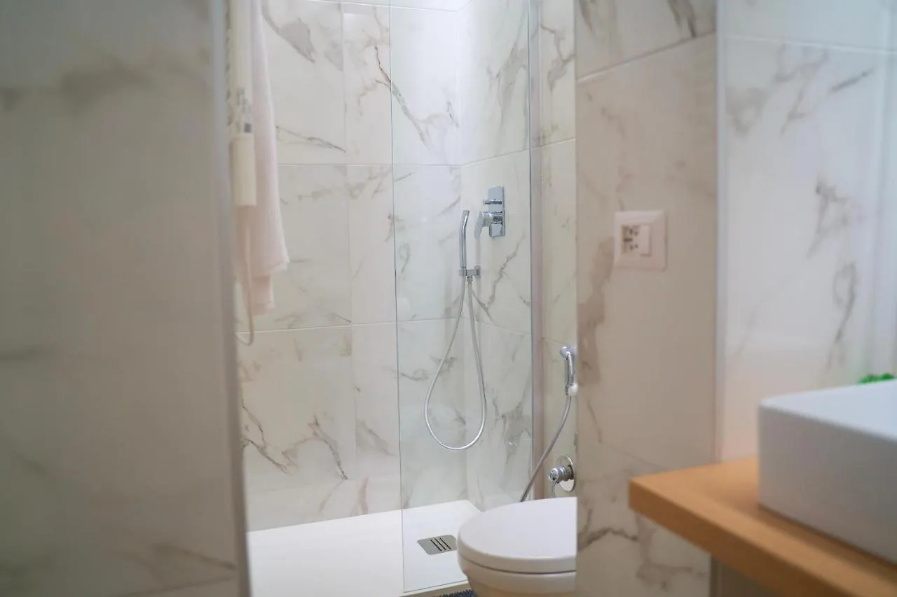 Apartment Suite N.1 500Mt Da Policlinico/10Min Da Stazione Bari